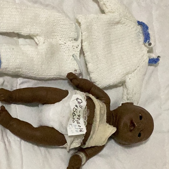 Vintage doll 13 inches with hand made clothes. - Picture 6 of 6